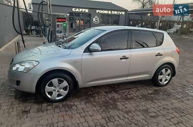 Хэтчбек Kia Ceed 2007 в Кривом Роге