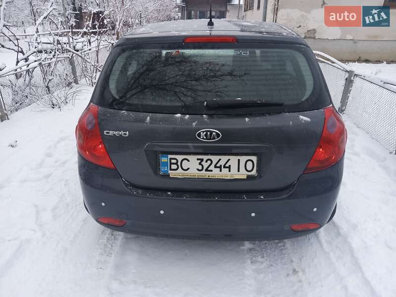 Хетчбек Kia Ceed 2009 в Богородчанах фото 7 Хетчбек Kia Ceed 2009 в Богородчанах