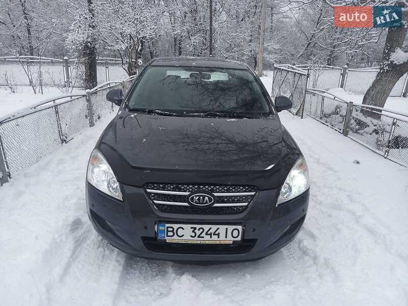 Хетчбек Kia Ceed 2009 в Богородчанах фото 2 Хетчбек Kia Ceed 2009 в Богородчанах