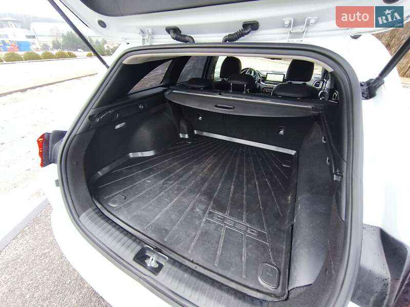 Универсал Kia Ceed 2020 в Днепре