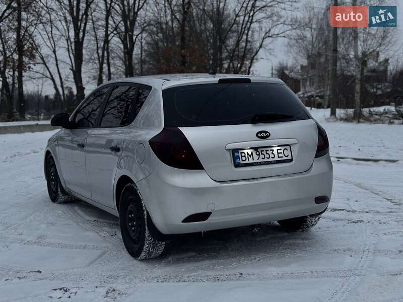 Хетчбек Kia Ceed 2007 в Сумах