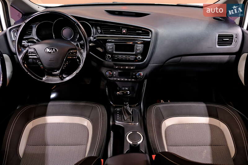 Хетчбек Kia Ceed 2016 в Одесі