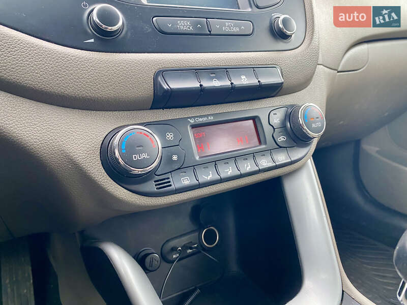 Универсал Kia Ceed 2013 в Луцке фото 28 Универсал Kia Ceed 2013 в Луцке