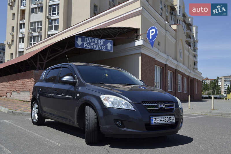 Хетчбек Kia Ceed 2007 в Миколаєві