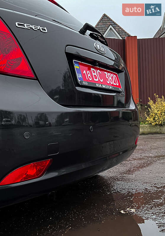 Хэтчбек Kia Ceed 2007 в Черкассах