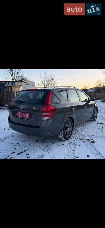 Универсал Kia Ceed 2009 в Николаеве