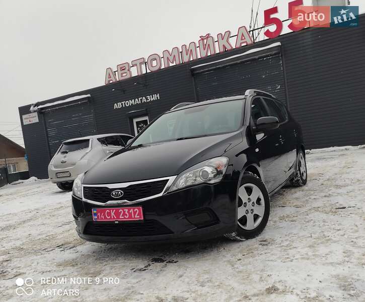 Универсал Kia Ceed 2010 в Каменском