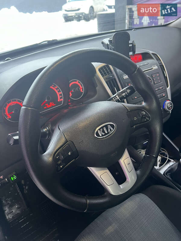 Универсал Kia Ceed 2009 в Львове фото 11 Универсал Kia Ceed 2009 в Львове