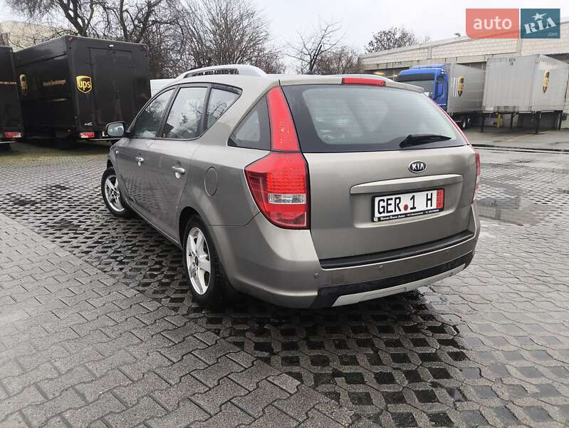 Универсал Kia Ceed 2011 в Одессе