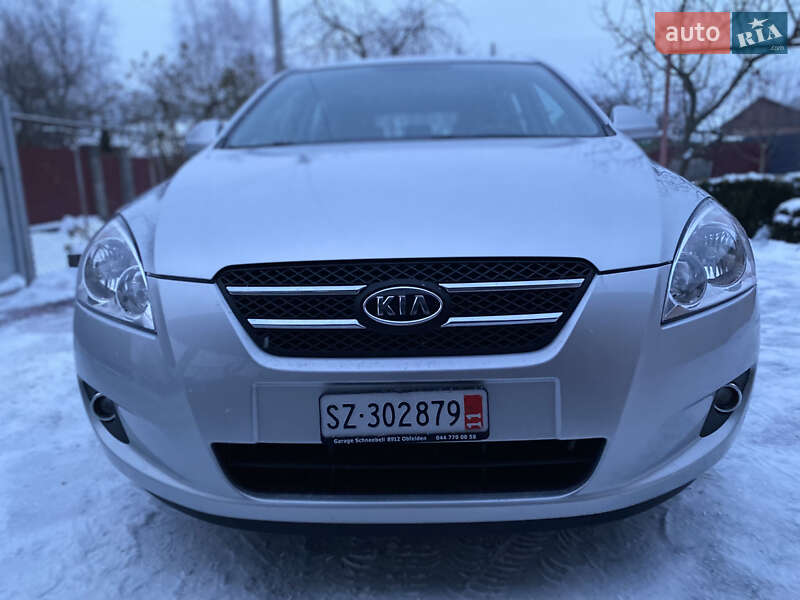 Хэтчбек Kia Ceed 2008 в Виннице