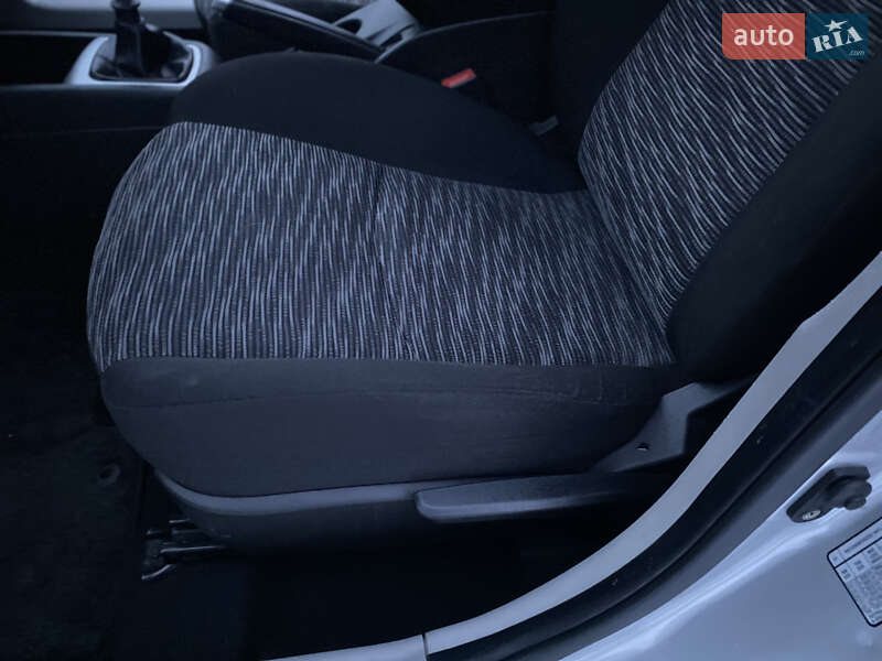 Хэтчбек Kia Ceed 2008 в Виннице