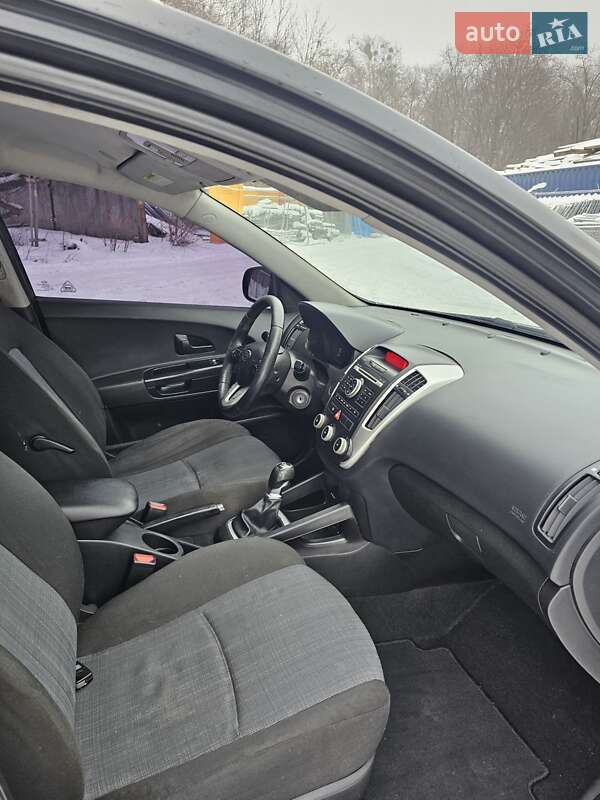 Универсал Kia Ceed 2010 в Киеве фото 21 Универсал Kia Ceed 2010 в Киеве