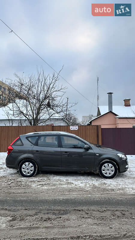 Универсал Kia Ceed 2010 в Виннице