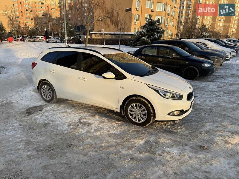 Універсал Kia Ceed 2015 в Києві