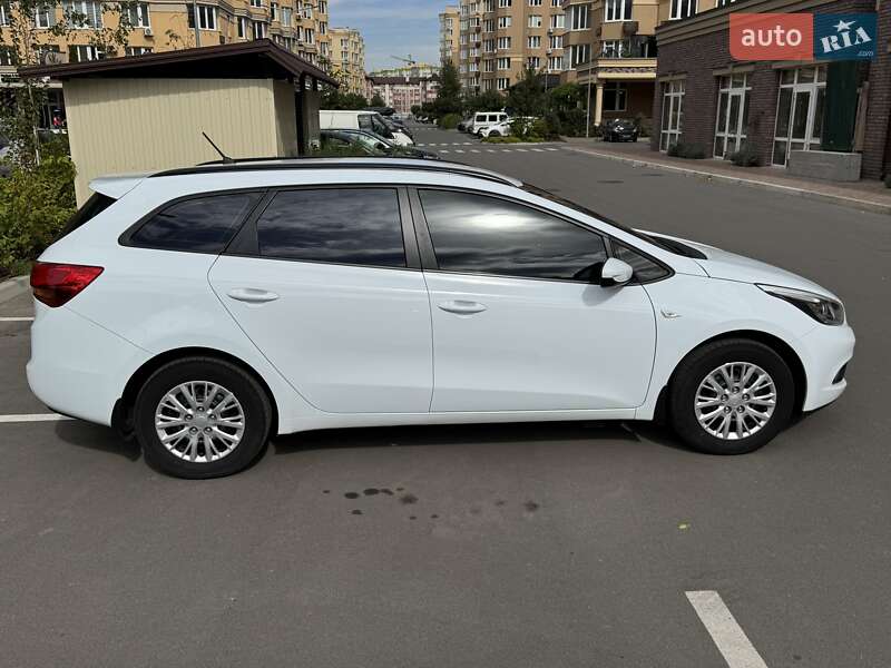 Універсал Kia Ceed 2015 в Києві