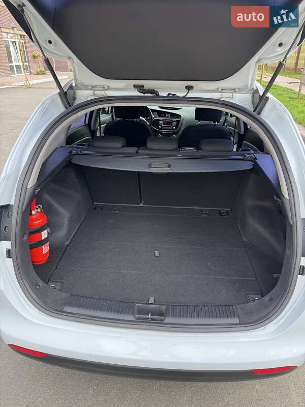Універсал Kia Ceed 2015 в Києві