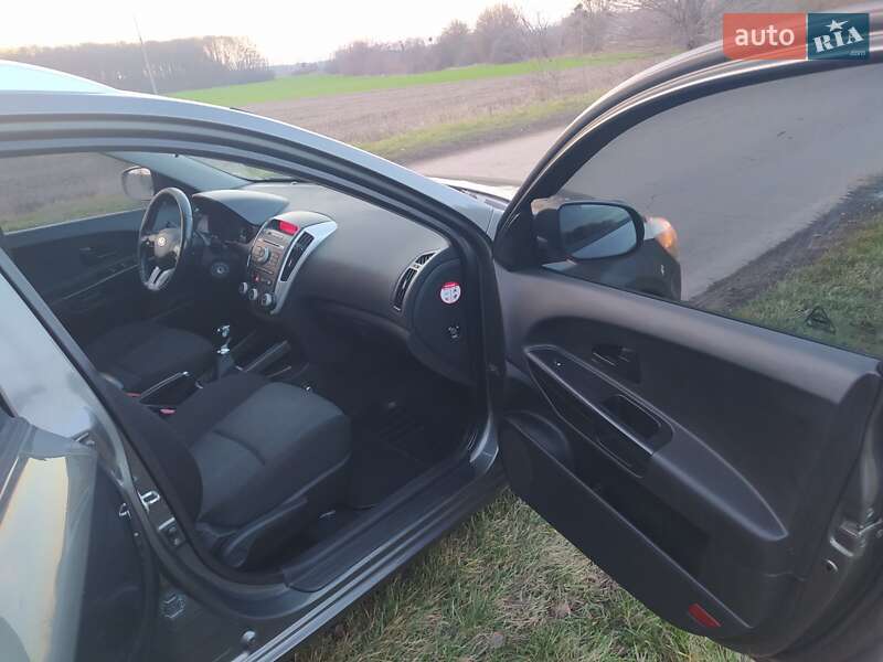 Універсал Kia Ceed 2009 в Диканьці фото 15 Універсал Kia Ceed 2009 в Диканьці