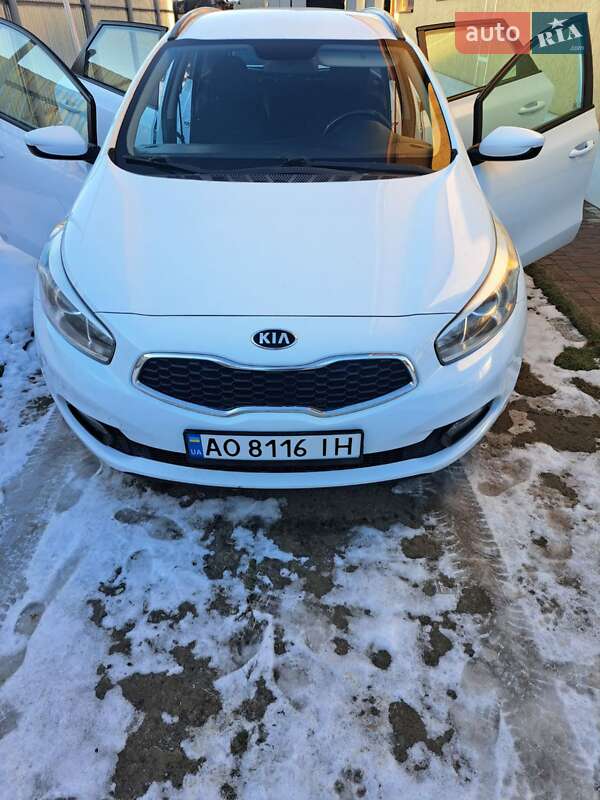 Мікровен Kia Ceed 2014 в Ужгороді