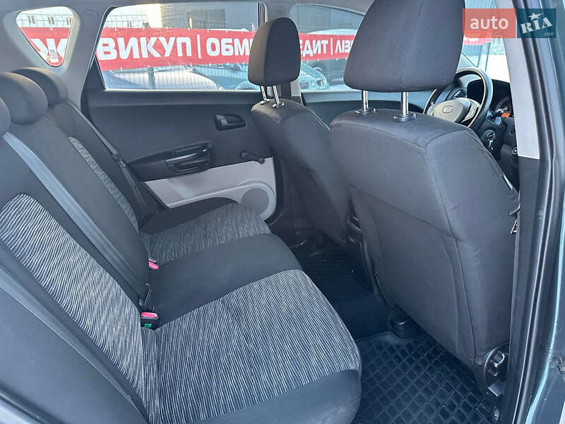 Хэтчбек Kia Ceed 2009 в Днепре