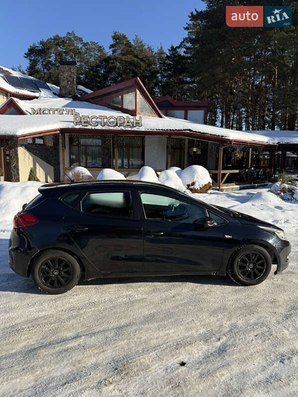 Хетчбек Kia Ceed 2013 в Львові