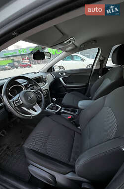 Хэтчбек Kia Ceed 2019 в Киеве