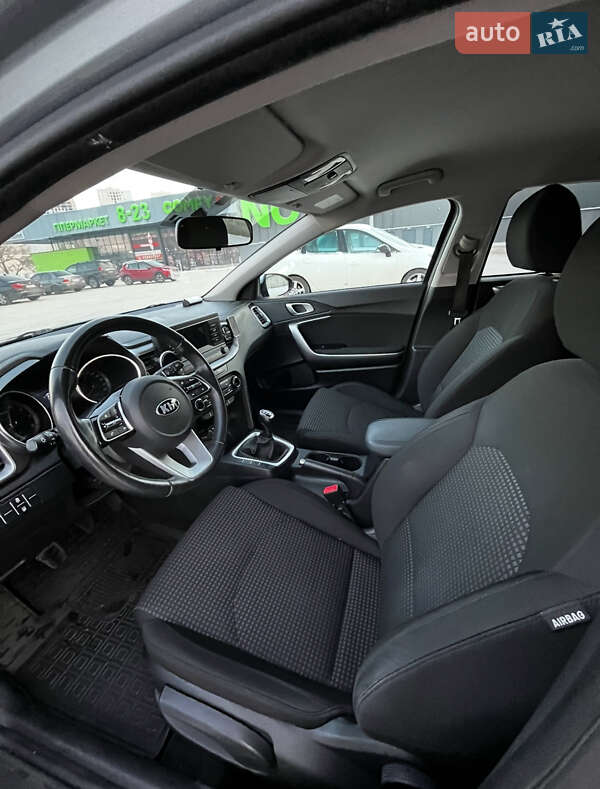 Хетчбек Kia Ceed 2019 в Києві