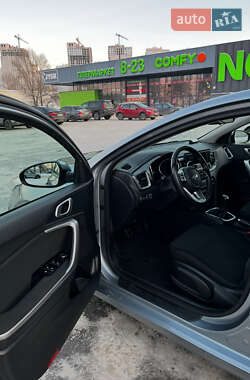 Хэтчбек Kia Ceed 2019 в Киеве