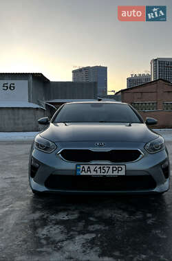 Хэтчбек Kia Ceed 2019 в Киеве