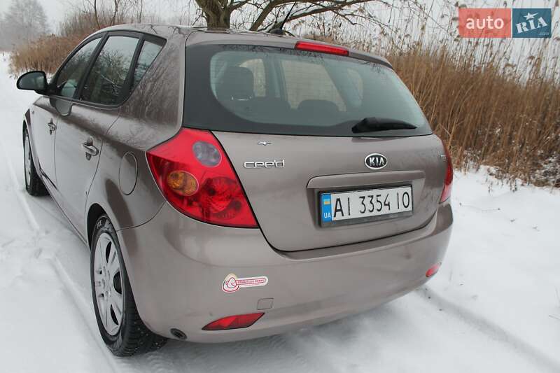 Хетчбек Kia Ceed 2009 в Білій Церкві фото 3 Хетчбек Kia Ceed 2009 в Білій Церкві
