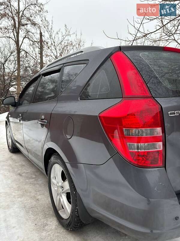 Універсал Kia Ceed 2007 в Києві