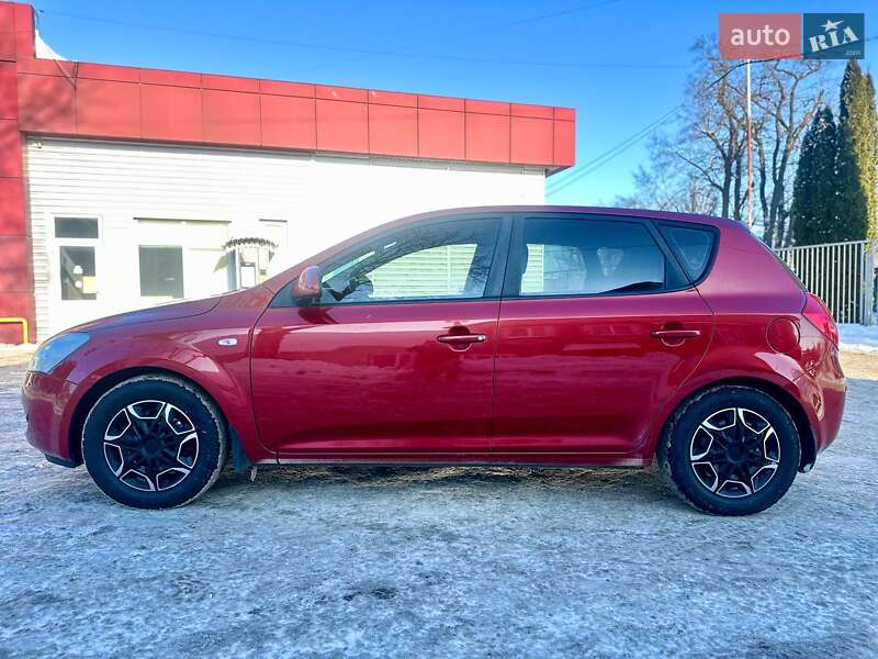 Хетчбек Kia Ceed 2007 в Хмельницькому