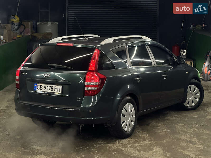 Универсал Kia Ceed 2009 в Киеве