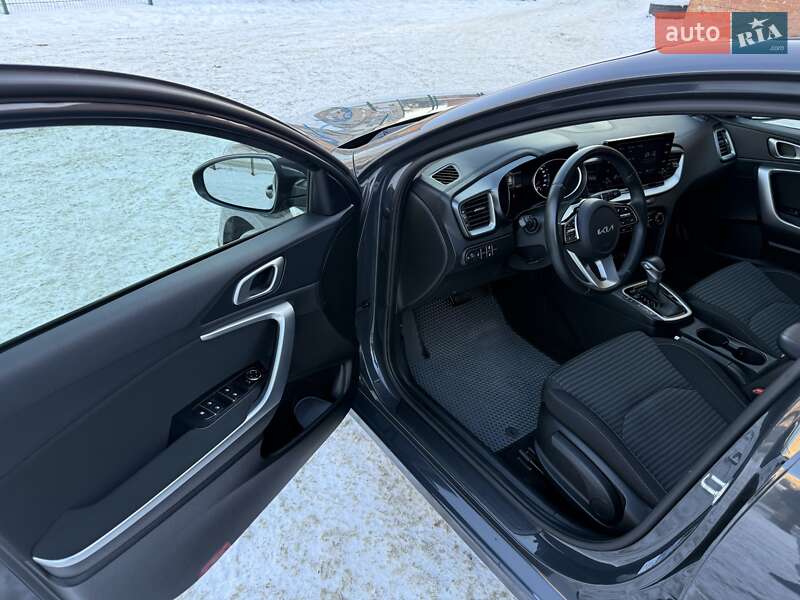 Хэтчбек Kia Ceed 2022 в Киеве