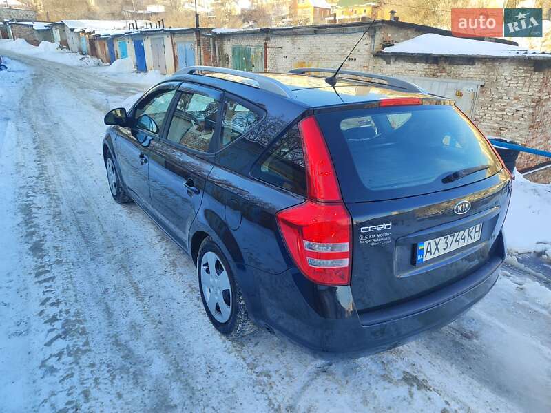 Універсал Kia Ceed 2008 в Харкові