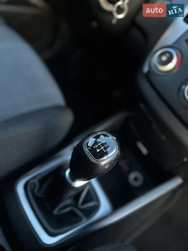 Хэтчбек Kia Ceed 2010 в Дрогобыче