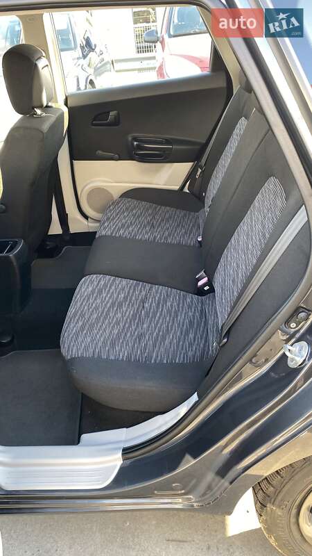 Хэтчбек Kia Ceed 2008 в Мукачево фото 16 Хэтчбек Kia Ceed 2008 в Мукачево
