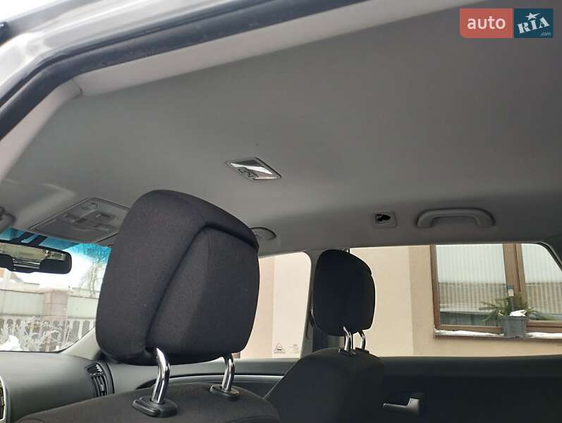 Универсал Kia Ceed 2009 в Дубно