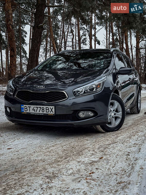 Универсал Kia Ceed 2012 в Киеве