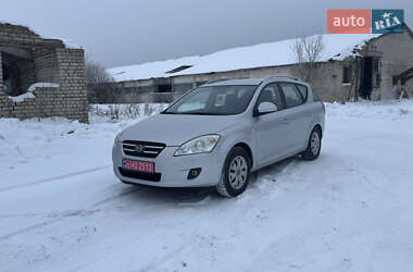 Универсал Kia Ceed 2009 в Ковеле