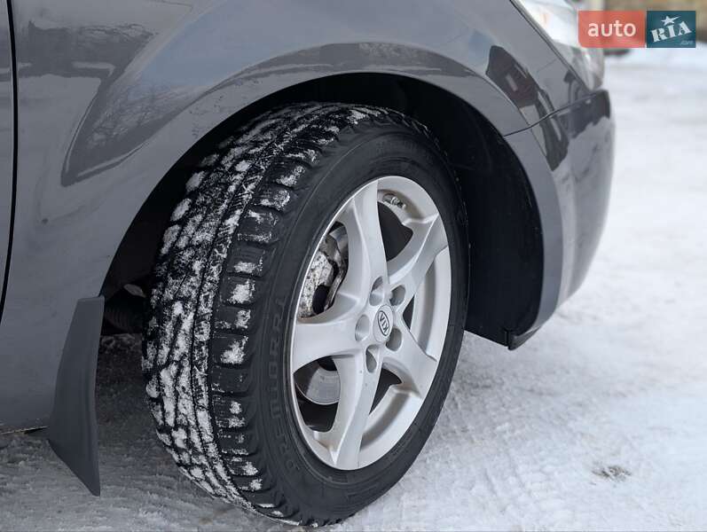 Універсал Kia Ceed 2009 в Івано-Франківську фото 5 Універсал Kia Ceed 2009 в Івано-Франківську