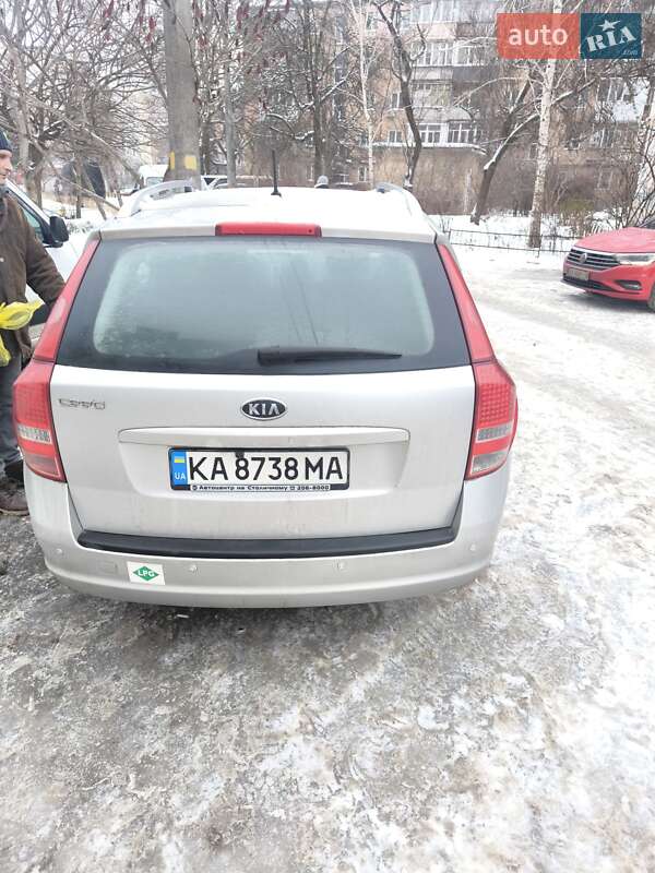 Универсал Kia Ceed 2012 в Вышгороде фото 3 Универсал Kia Ceed 2012 в Вышгороде