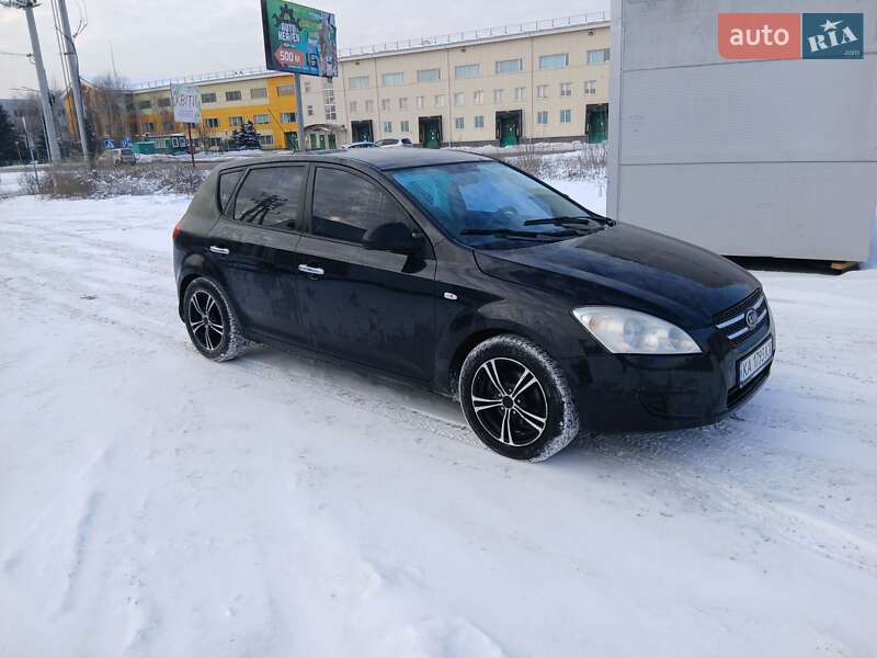 Хетчбек Kia Ceed 2007 в Києві фото Хетчбек Kia Ceed 2007 в Києві
