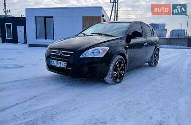 Хетчбек Kia Ceed 2007 в Києві