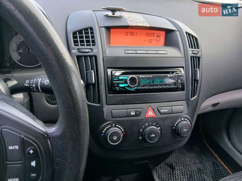 Хетчбек Kia Ceed 2007 в Києві фото 20 Хетчбек Kia Ceed 2007 в Києві