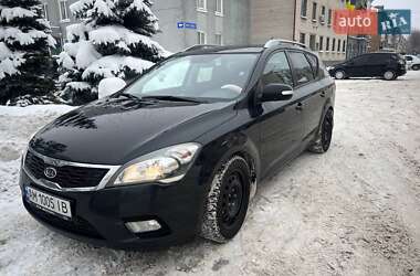 Универсал Kia Ceed 2011 в Казатине