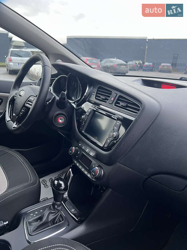 Універсал Kia Ceed 2014 в Рівному фото 48 Універсал Kia Ceed 2014 в Рівному