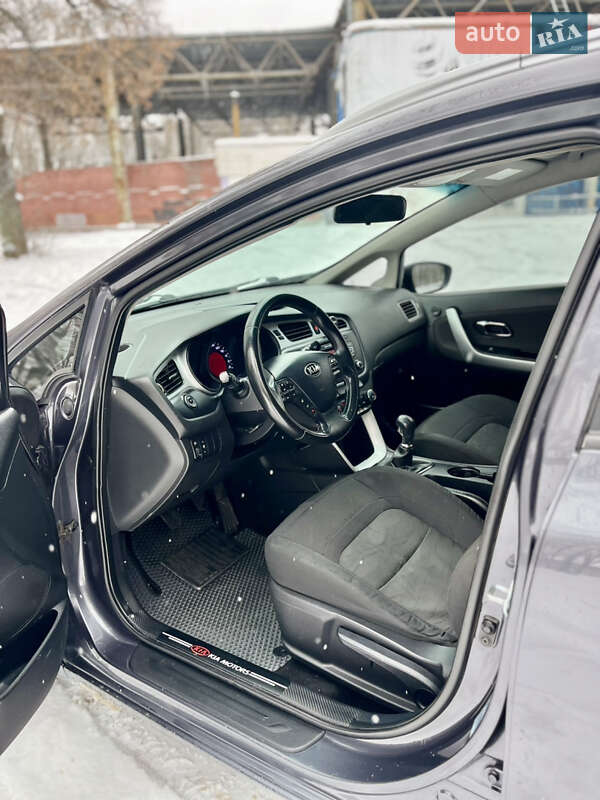 Універсал Kia Ceed 2012 в Чернігові фото 10 Універсал Kia Ceed 2012 в Чернігові