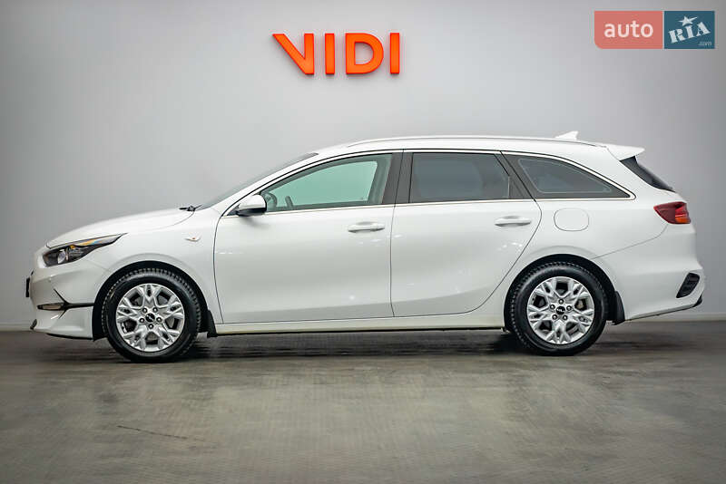 Универсал Kia Ceed 2022 в Киеве