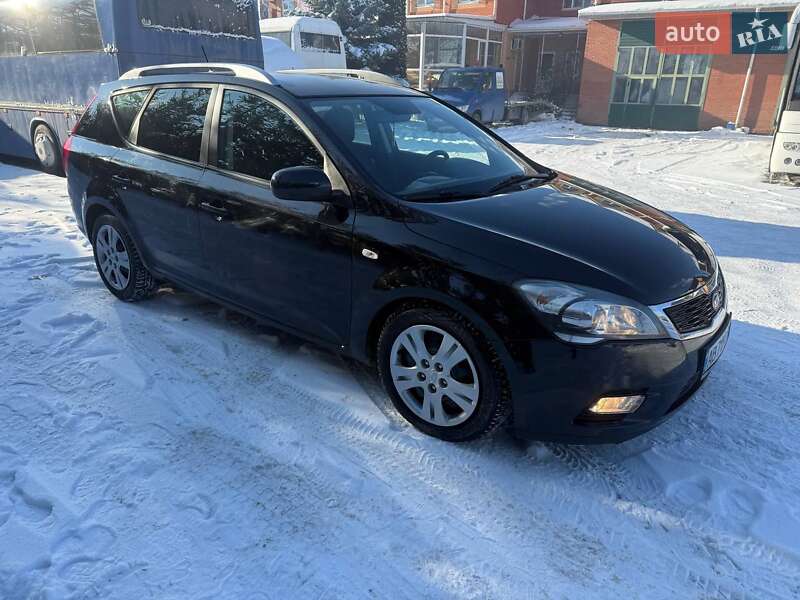 Универсал Kia Ceed 2010 в Виннице