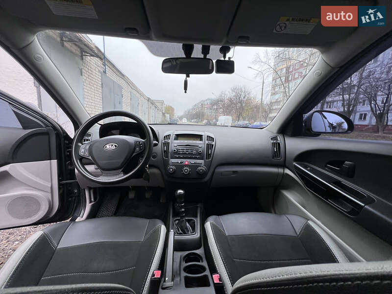 Хэтчбек Kia Ceed 2007 в Запорожье фото 9 Хэтчбек Kia Ceed 2007 в Запорожье